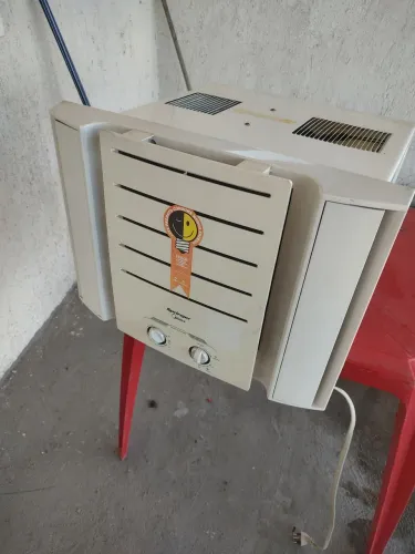 Vendo Ar condicionado.