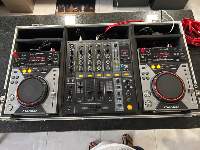 Cdj 400 par e mixer DLM-700 Pionner
