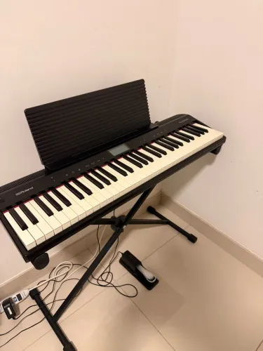 Piano digital Roland Piano:Go 61 teclas