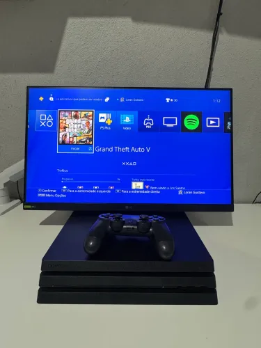 PS4 PRO 1TB