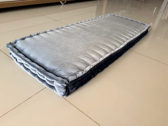 Almofada / futon / colchonete em veludo