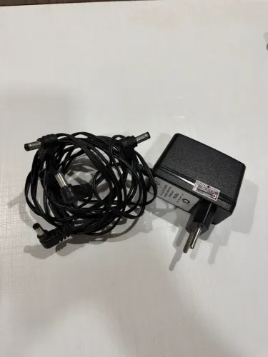Fonte para 5 pedais 9v