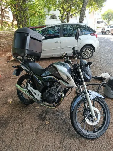 Titan 160 22/23 abaixo da fipe *