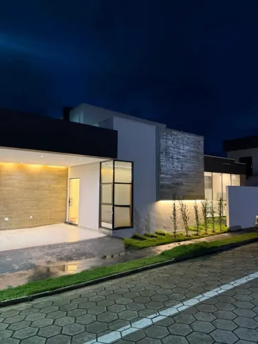 A casa térrea mais linda do Porto Marina única com 3 suítes e terreno diferenciado