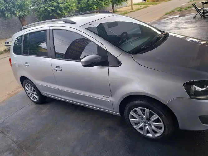 Volkswagen Spacefox 1.6/ 1.6 Trend Total Flex 8V 5P 2013