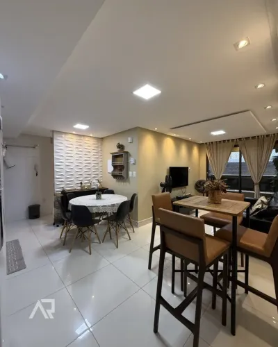 Aluguel de Apartamento Mobiliado e Projetado com 02 Quartos, Varanda e a 400m da Praia de 