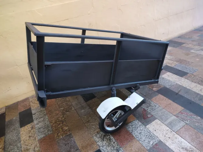 carretinha moto 110 x 75 com suspensão 150 kg
