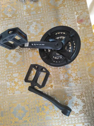 Pé de Vela Para Bike Triplo Pedivela Ponta Quadrada Pedal de Bicicleta Plataforma Rosca
