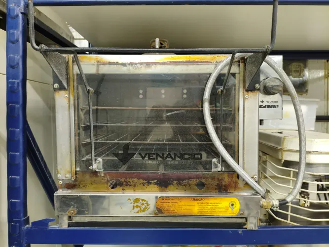 FORNO LASTRO VENANCIO