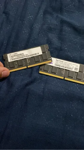 MEMÓRIA RAM DDR4 - 16GB CADA UMA