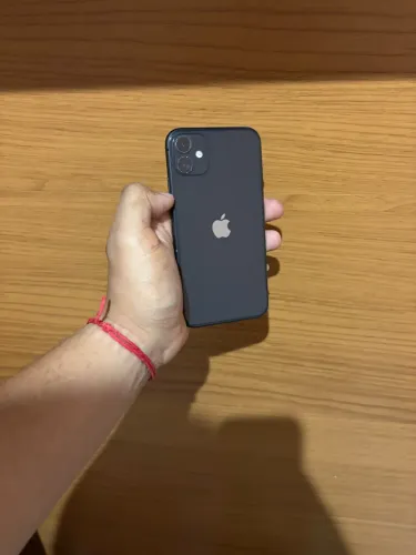 iPhone 11 seminovo todo original