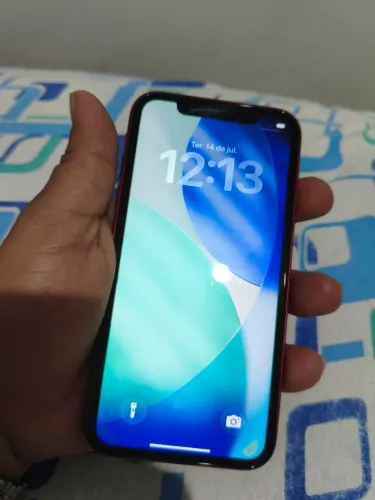 iPhone 11 Vermelho