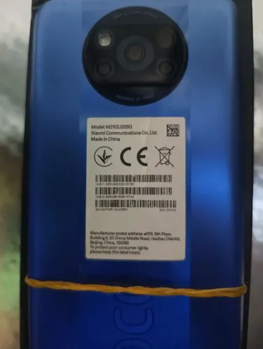 Poco X3 Pro 8GB RAM  256GB ROM, para tirar peças semi novo, está completo, menos o sistema