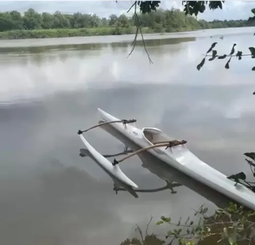Canoa havaiana V1
