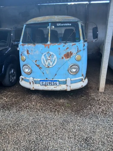 Volkswagen Kombi Standard/ Luxo/ Serie Prata 1976