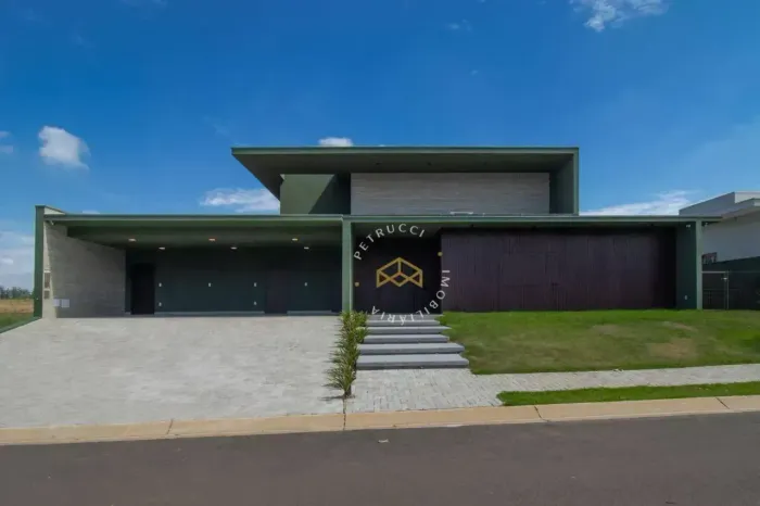 CASA TÉRREA DE ALTO PADRÃO COM 4 SUÍTES À VENDA NO CONDOMÍNIO HARAS PATENTE JAGUARIÚNA/SP