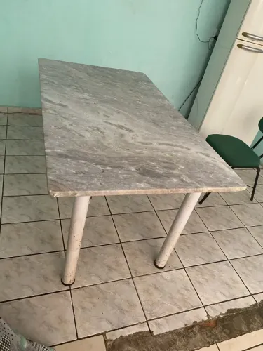 VENDO MESA DE MÁRMORE