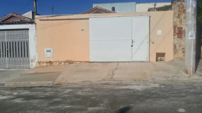 Casa Térrea com Edícula no Jardim Santa Bárbara 2 quartos 2 Banheiros 2 vagas - Sorocaba -