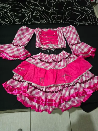 Conjunto Festa Junina Feminino Rosa Xadrez - Cropped e Saia