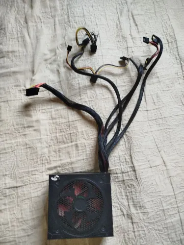 Fonte de alimentação Bluecase 500W Modelo: BLU 500 PFC