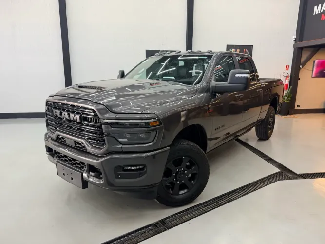 Ram 3500 Laram.6.7 Night Ed.tb CD 4X4 Die. 2025