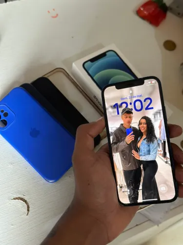 iPhone 12