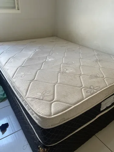 Cama de casal umaflex molas ensacadas individualmente 