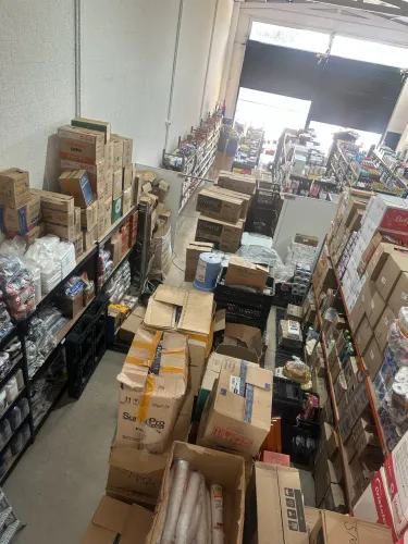 VENDE-SE ATACAREJO E EMPORIO