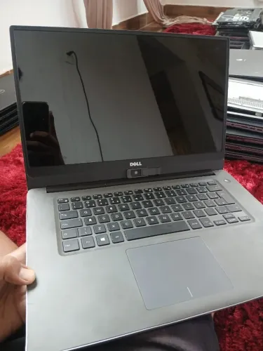 Dell inspiron 7560 -  I7 7500U 8GB de ram
