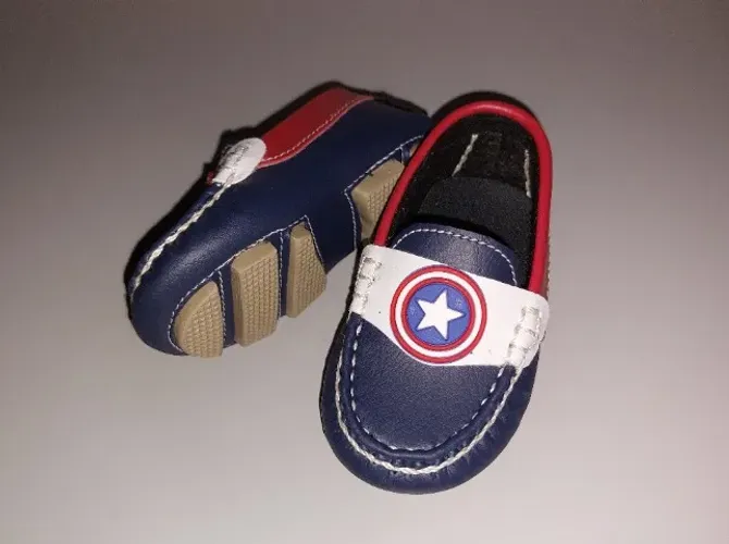 MOCASSIM DO CAPITÃO AMÉRICA PARA BEBÊ  -  TAM 19