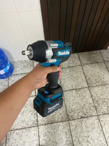 Parafusadeira chave de impacto makita nova!!!