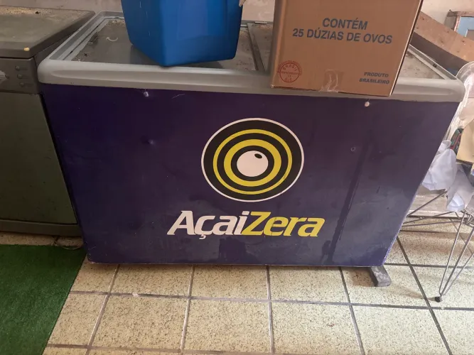Freezer horizontal de vitrine - para conserto