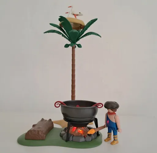 Playmobil Lote 24 Fogueira na Floresta com Casal de Segonhas 