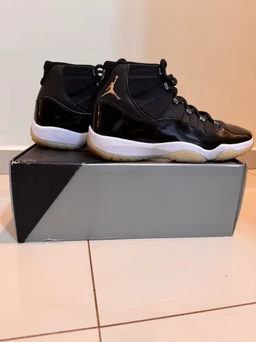 Tênis Nike Jordan 11 Jubilee