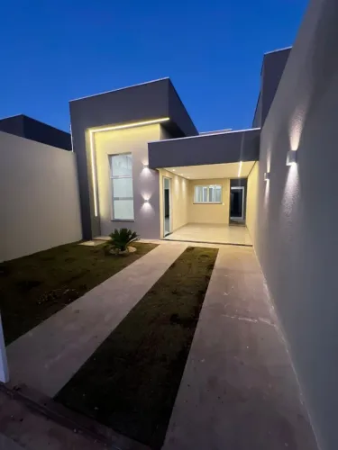 CASA TÉRREA À VENDA NO COOPHEMA | DESIGN MODERNO, PISCINA E ÁREA GOURMET
