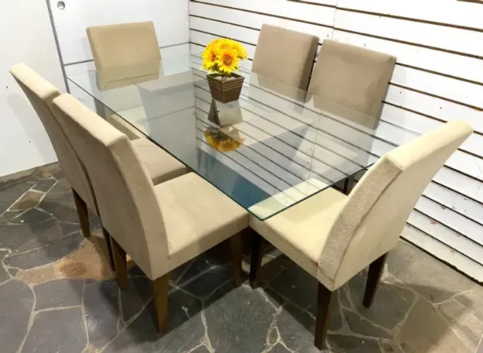 Mesa vidro 1,60x90cm com 6 cadeiras suede bege