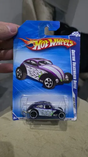 MODELISMO MINIATURA HOTWHEELS CUSTOM VOLKSWAGEN BEETLE FUSCA