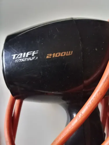 SECADOR DE CABELO TAIFF TITANIUM