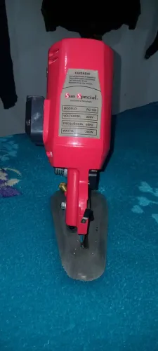 Máquina de corta tecido RC-100 