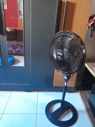Ventilador de coluna mondial 
