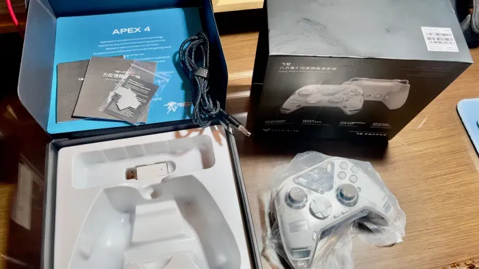 Flydigi Apex 4 Original Completo Com Caixa e Acessórios