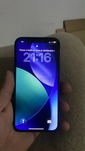 iPhone 12 funcionando tudo perfeitamente apenas tampa traseira trincada !