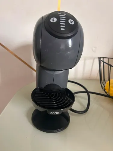 Cafeteira Dolce Gusto Genio S Basic DGS5