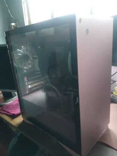 Pc Gamer Ryzen 3 3200g 16gb Ram e 2Tb Armazenamento Com Monitor 75hz