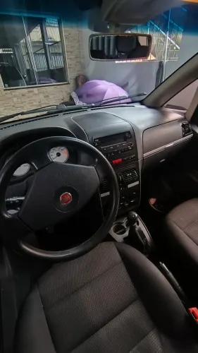 Fiat Idea ELX 1.4 MPI Fire Flex 8V 5P 2010