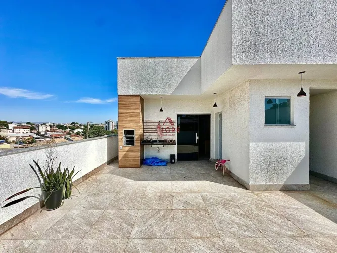 Cobertura com 3 Quartos à Venda, 140m²