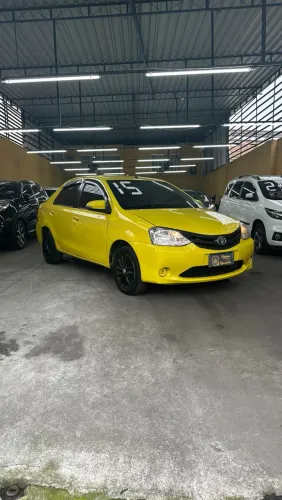 Toyota Etios XLS Sedan 1.5 Flex 16V 4P Mec. 2015