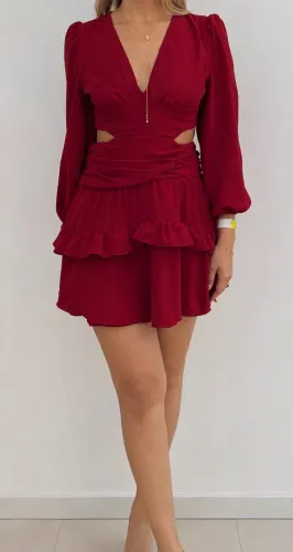 Vestido vermelho curto de babado