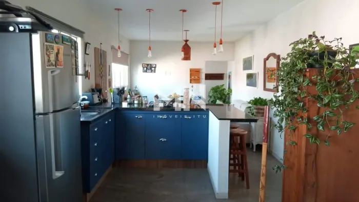 Casa à venda, 1 quarto, 1 vaga, Jardim Três Marias - Salto/SP