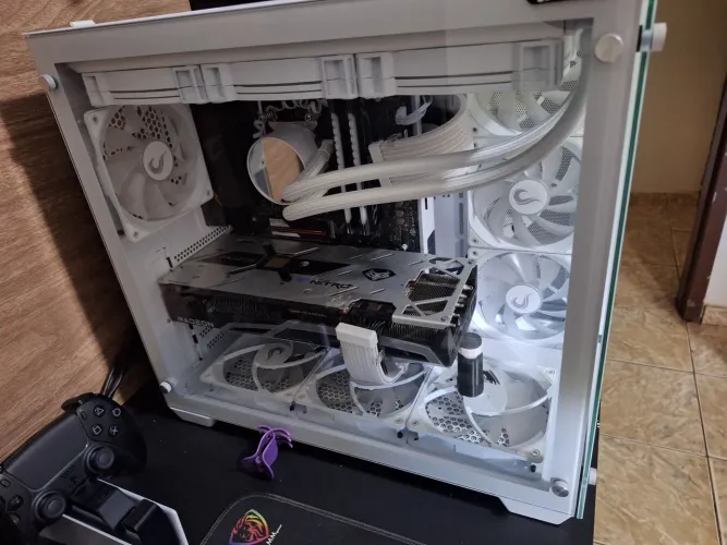 Radeon RX6800 xt sapphire nitro+